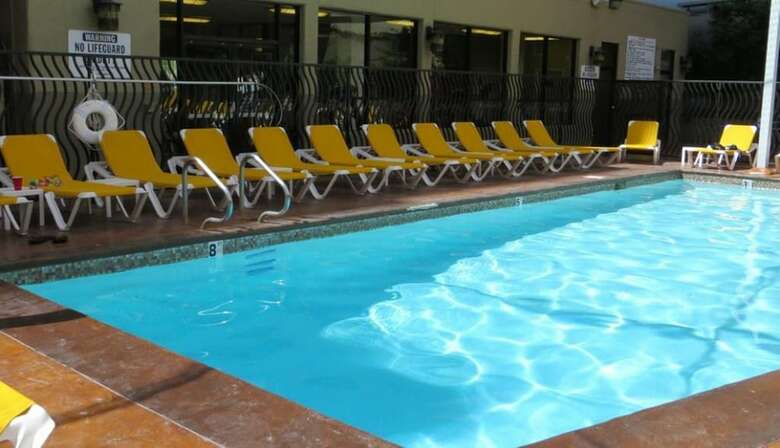 Jockey Resort Suites Center Strip