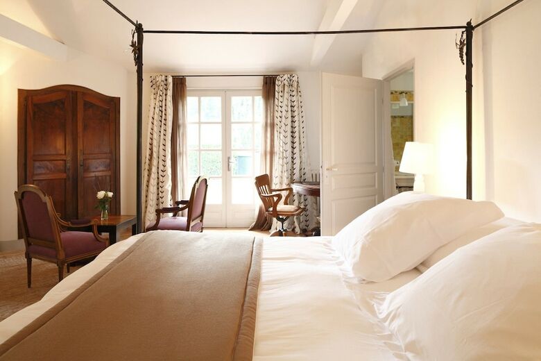 Hotel Hostellerie De L'abbaye De La Celle