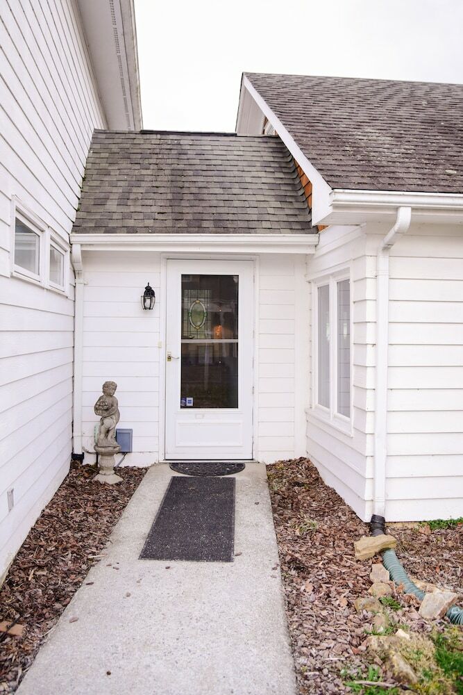 Azalea Inn Bed & Breakfast