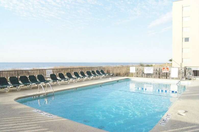 Ocean Plaza Motel