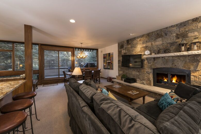 Lodge At Lionshead