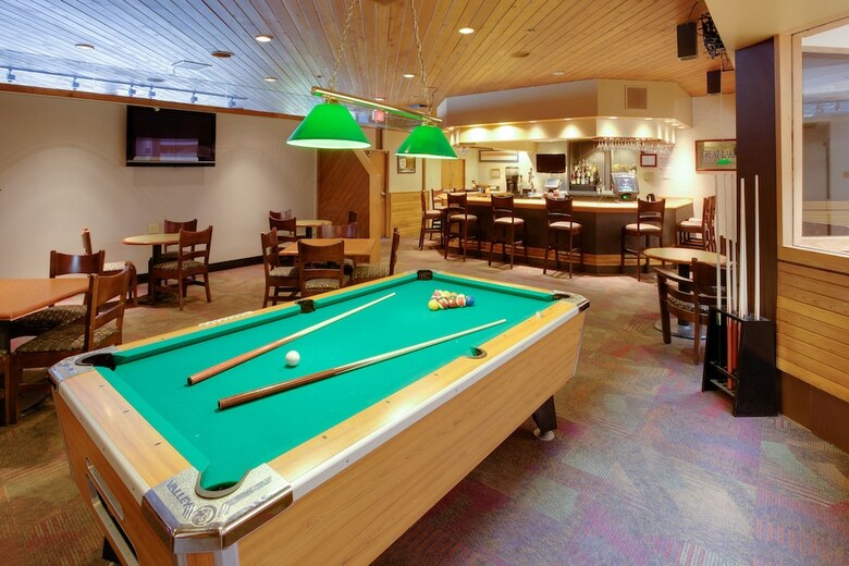 Hotel Deer Creek Lodge & Conference Center