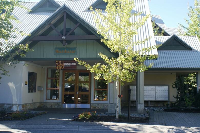 Apartamentos Whistler Superior Properties