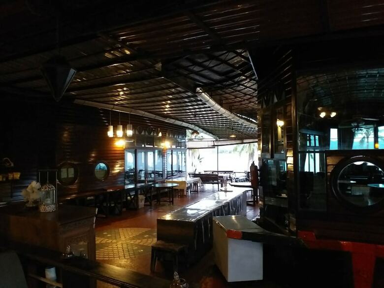 Apartamento Kaengkrachan Boathouse Paradise Resort
