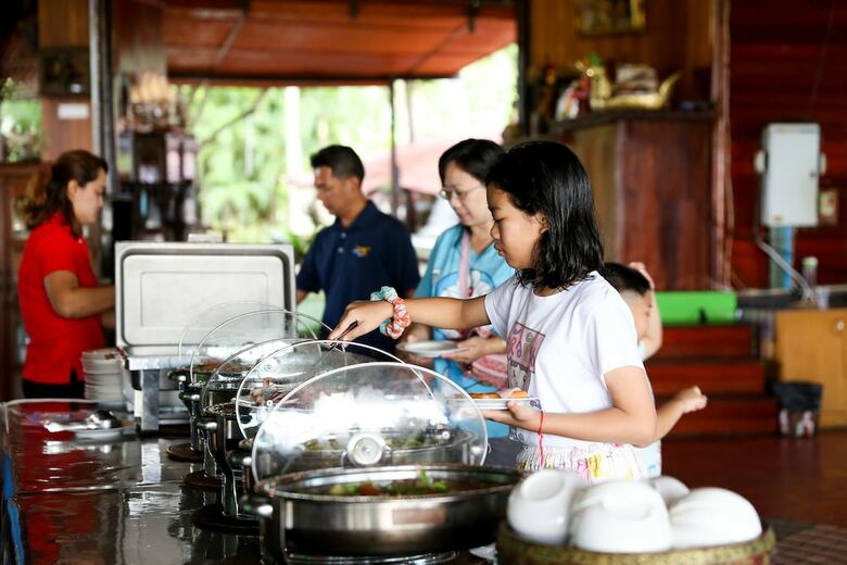 Apartamento Kaengkrachan Boathouse Paradise Resort