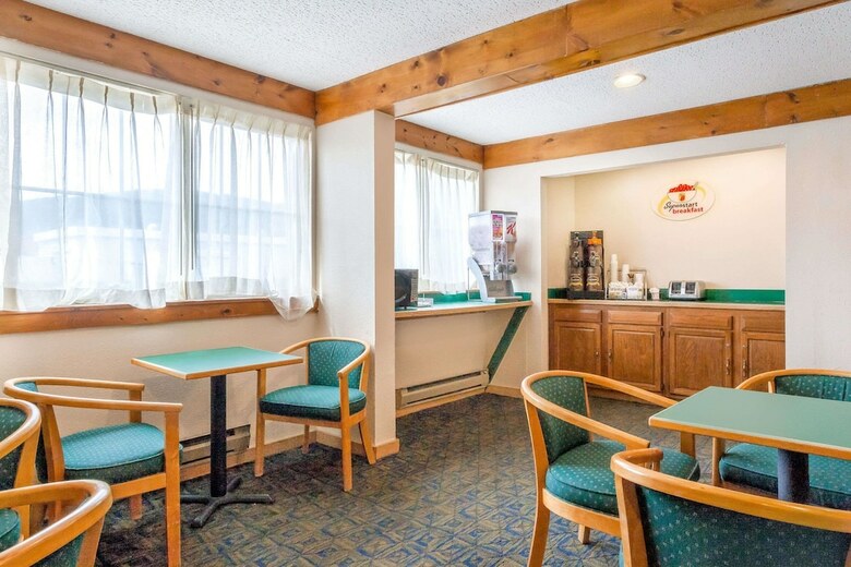 Motel Super 8 By Wyndham Oneonta/cooperstown
