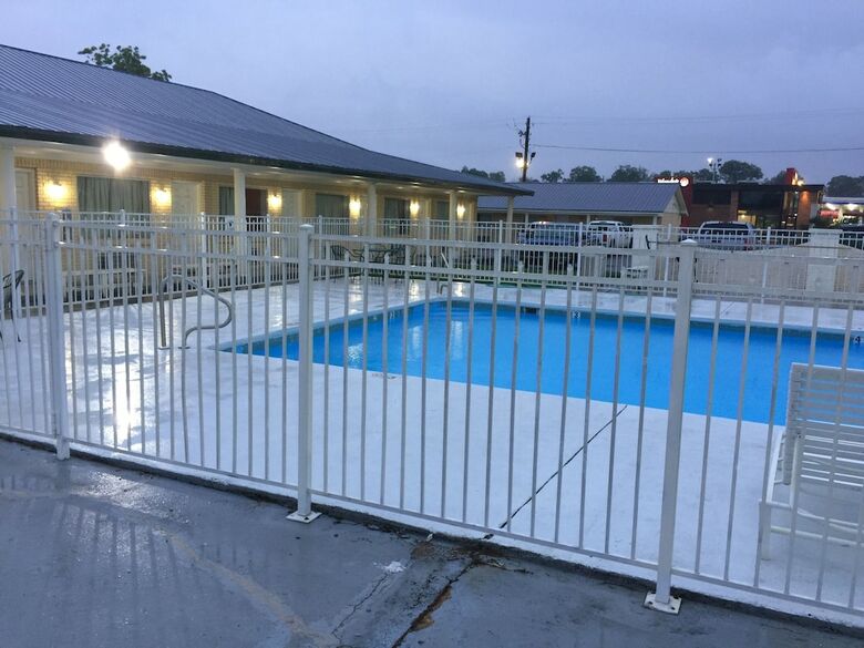 Motel Stay Express Inn & Suites - Demopolis