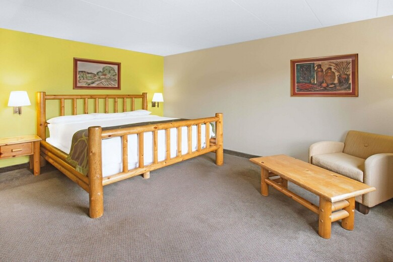 Hotel Super 8 By Wyndham Davenport