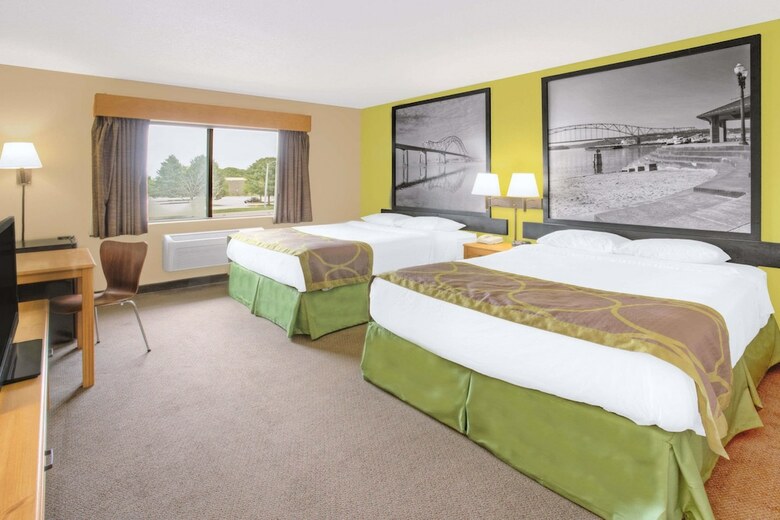 Hotel Super 8 By Wyndham Davenport