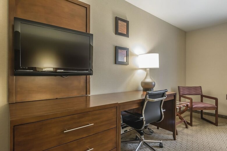Hotel Comfort Inn