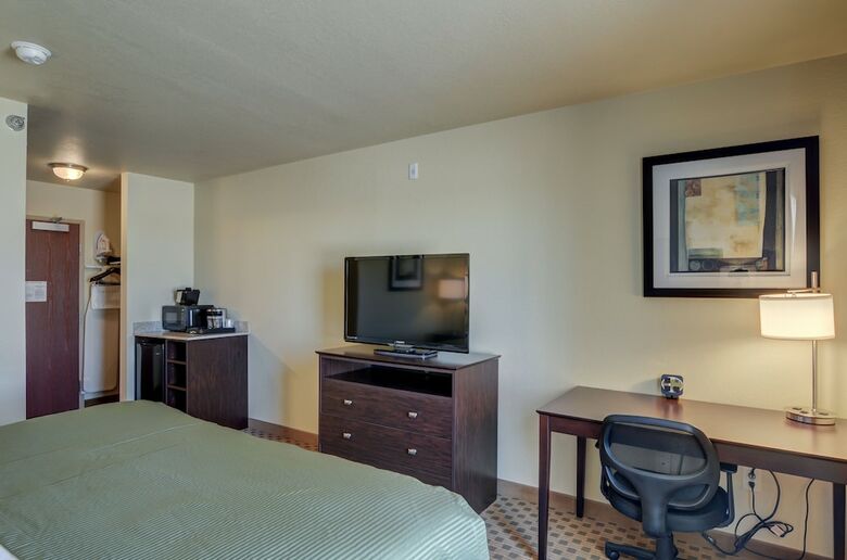 Hotel Cobblestone Inn & Suites - Kersey