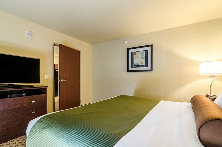 Hotel Cobblestone Inn & Suites - Kersey