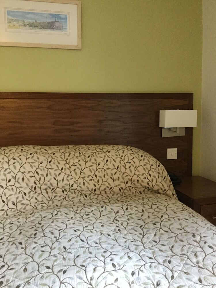 Castle Of Comfort Hotel & Restaurant