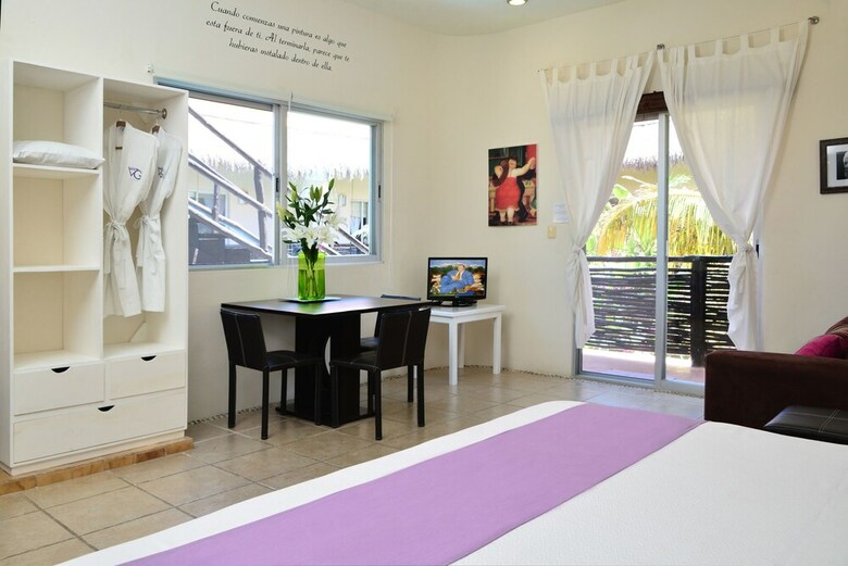 Villas Geminis Boutique Condo Hotel