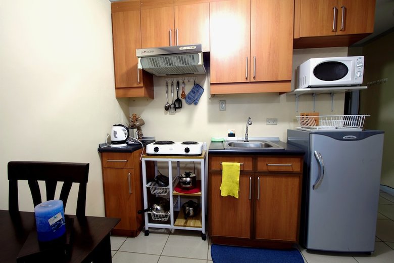 Manila Condo Home At Robinsons Place Residences