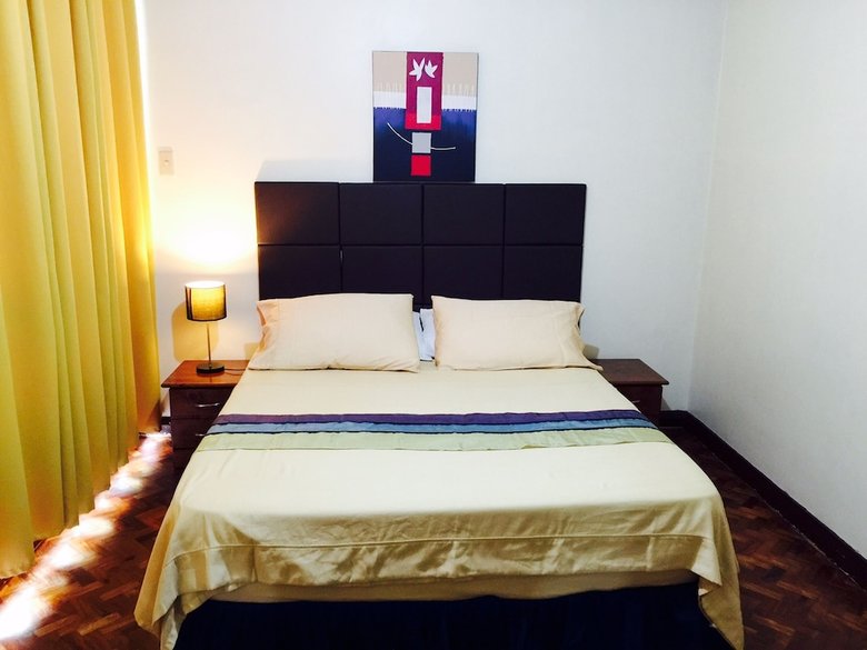 Manila Condo Home At Robinsons Place Residences