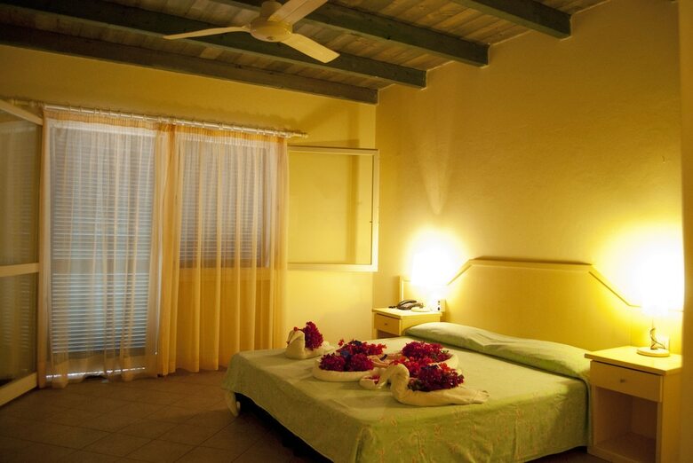 Hotel Ahg Marine Club Beach Resort