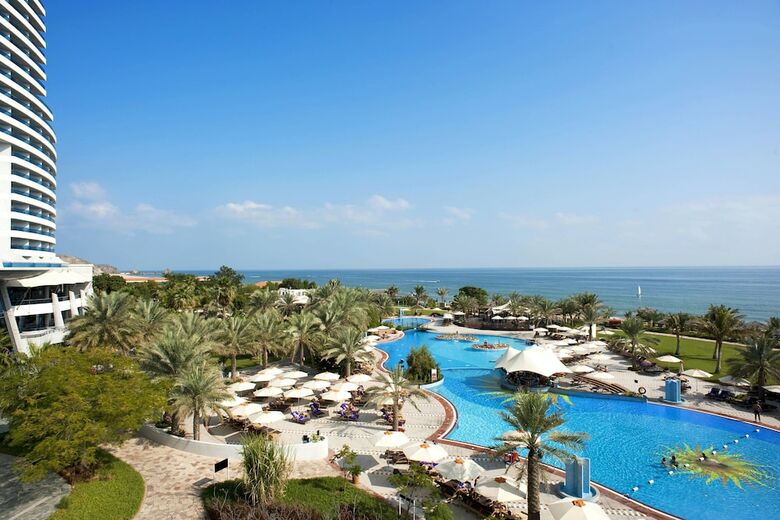 Hotel Le Meridien Al Aqah Beach Resort