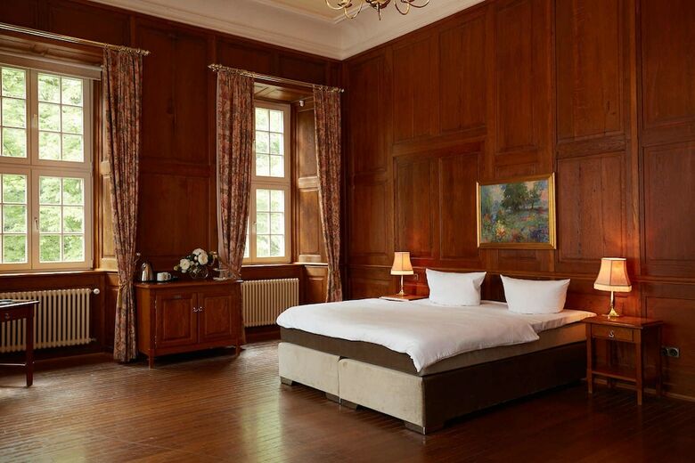 Van Der Valk Parkhotel Schloss Meisdorf