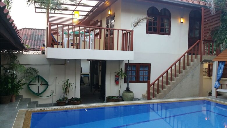 Hotel Chaulty Towers Guest House