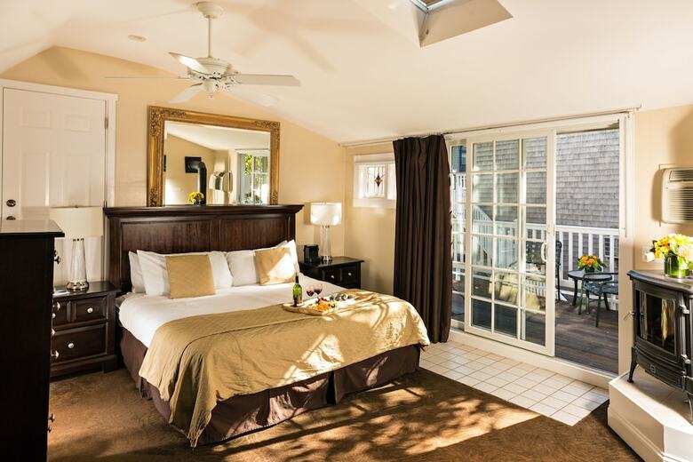 Hotel Crowne Pointe Historic Inn & Spa - Adults Only