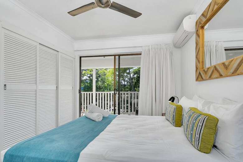 Seascape Holiday-tropical Reef Apartment