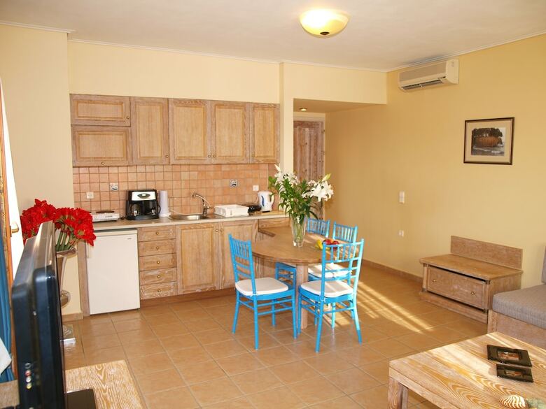 Aparthotel Mylos Hotel Apartments - Adults Only