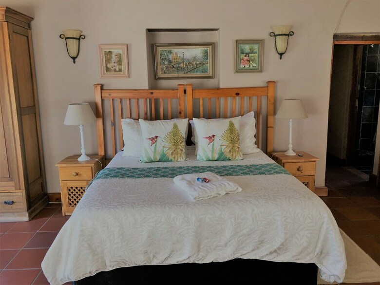 Hotel Oaksrest Vineyards