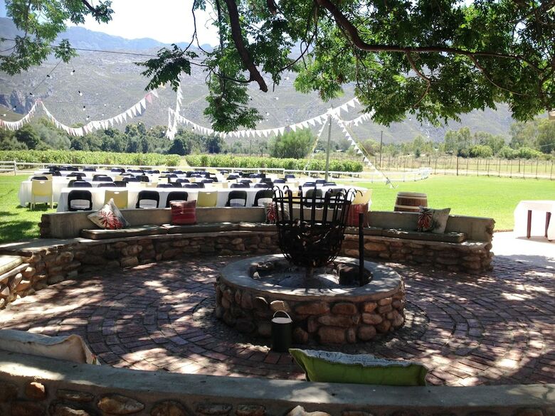 Hotel Oaksrest Vineyards
