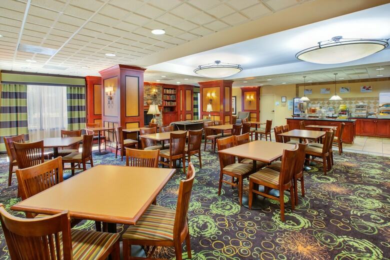 Hotel Holiday Inn Express And Suites Fort Wayne