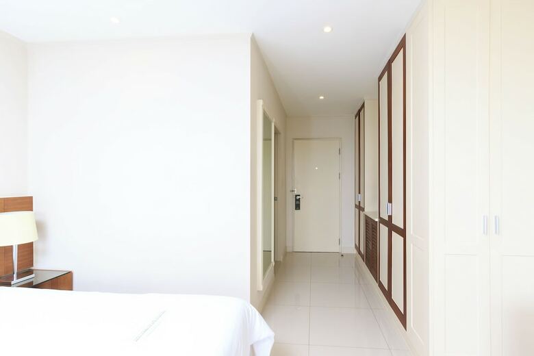 Thomson Hotel Huamark