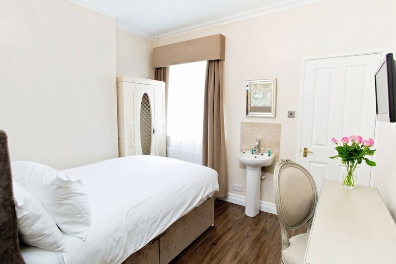 Fenners Hotel