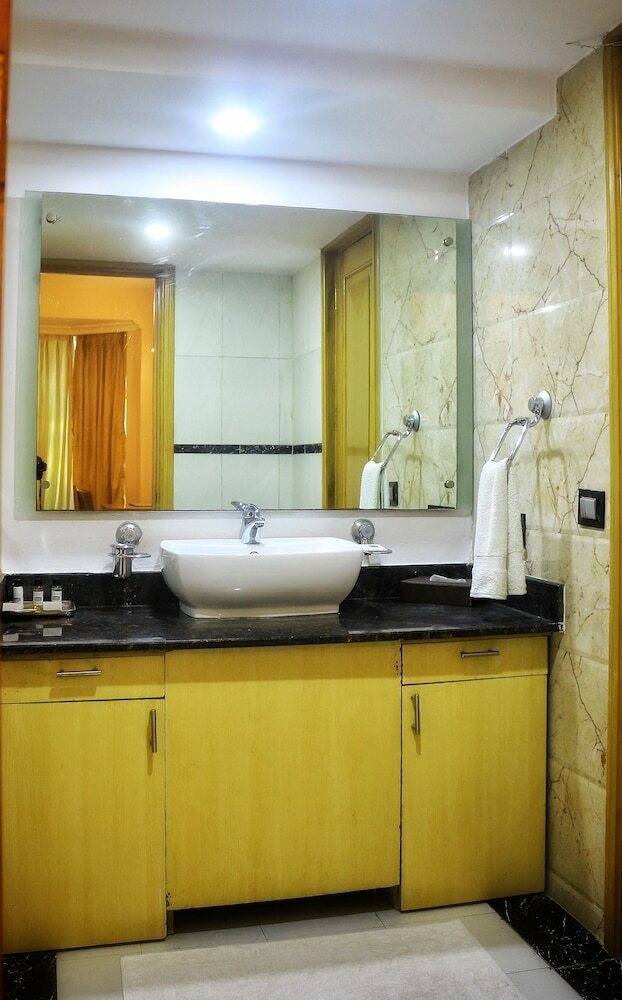 Dee Marks Hotel & Resorts