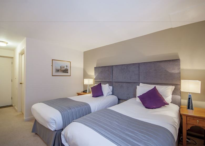 Hotel The Crown Of Crucis