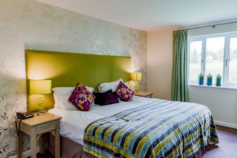 Hotel The Crown Of Crucis
