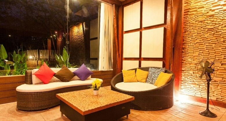 Apartamento Khaosok Boutique Camps