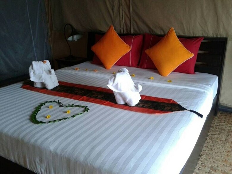 Apartamento Khaosok Boutique Camps