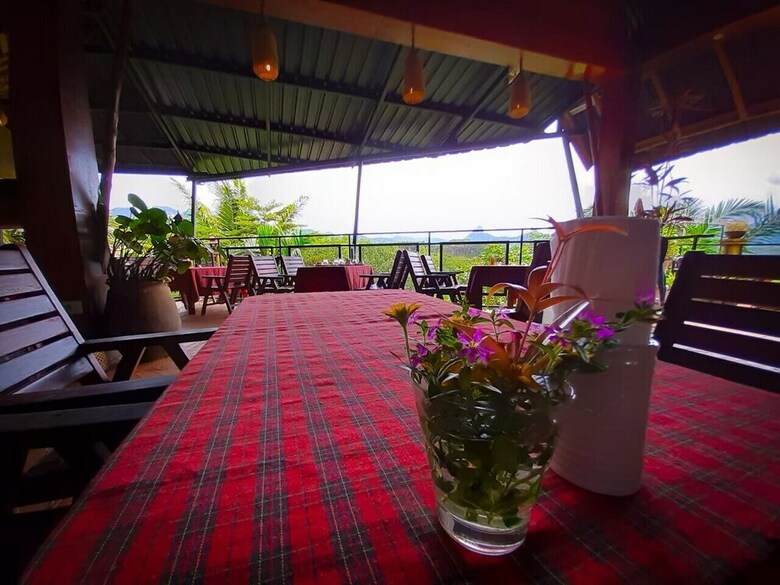 Apartamento Khaosok Boutique Camps