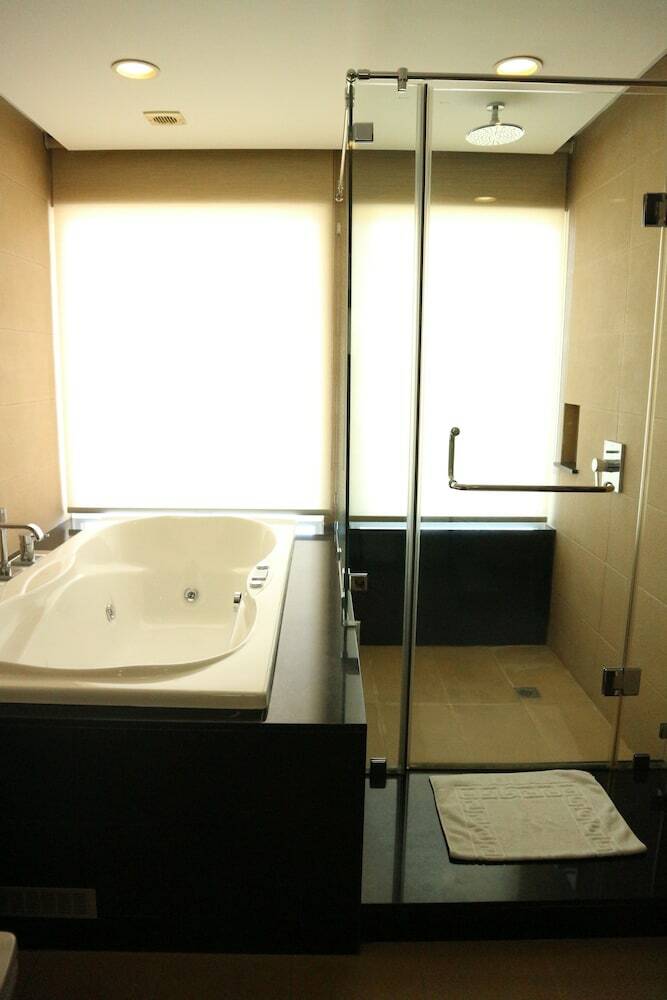 Boracay Sands Hotel