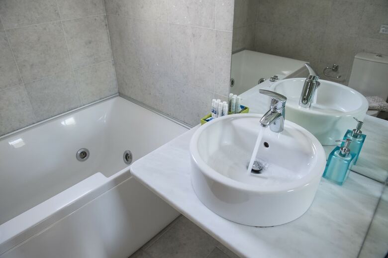 Hotel Kanale's Rooms And Suites