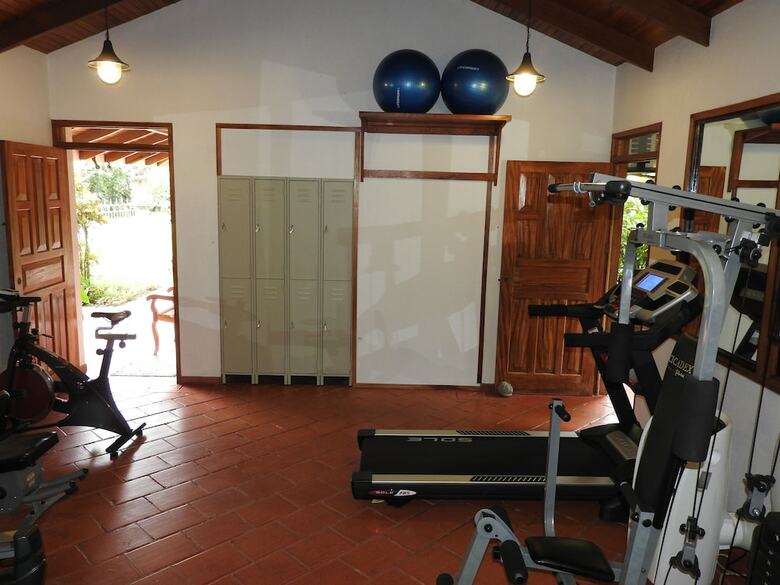 Hotel De Campo Ca�o Negro