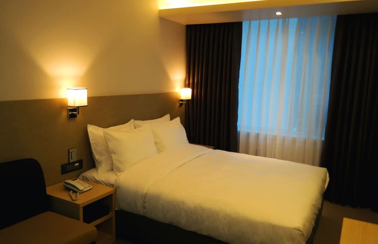 Cs Avenue Hotel