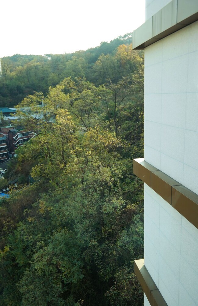 Cs Avenue Hotel