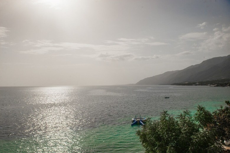 Hotel Wahoo Bay Beach Club & Resort
