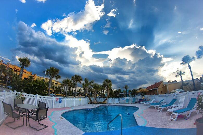 Magic Beach Motel