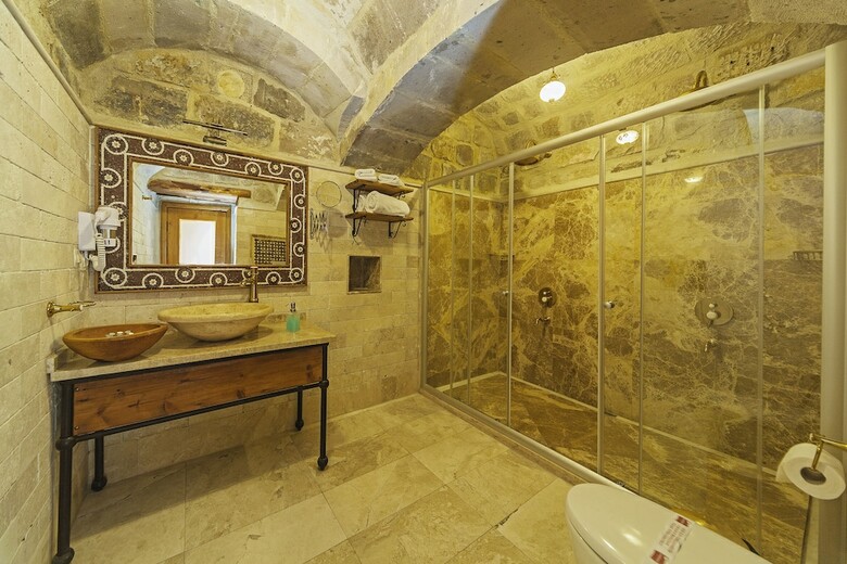 Mithra Cave Hotel - Special Class