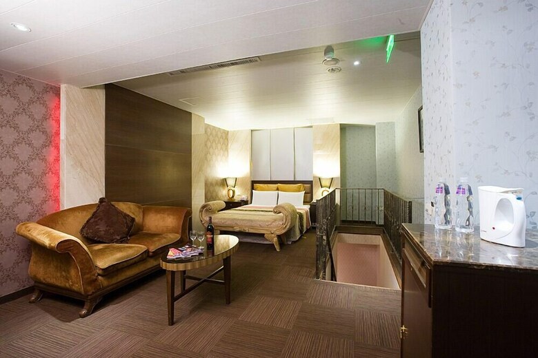 Hotel Crystal Motel