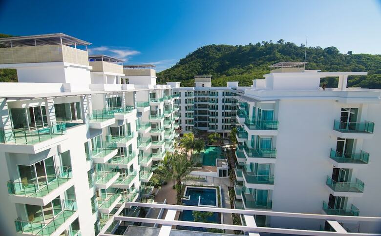 Hotel Fishermen's Harbour Urban Resort
