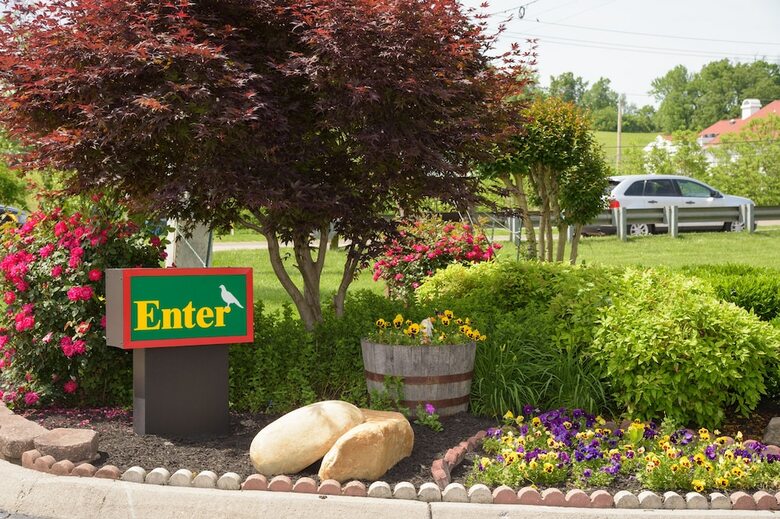 Hotel Pigeon River Inn