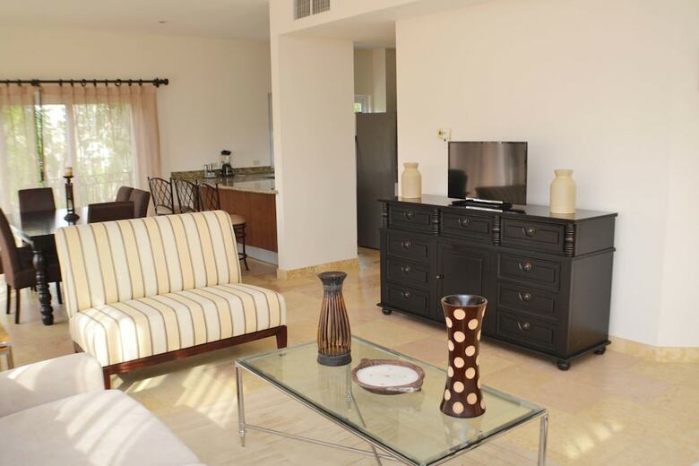 Acqua Residences